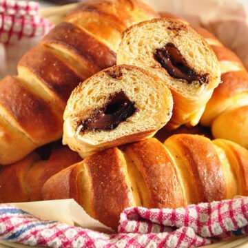 Chocolate Bread Roll