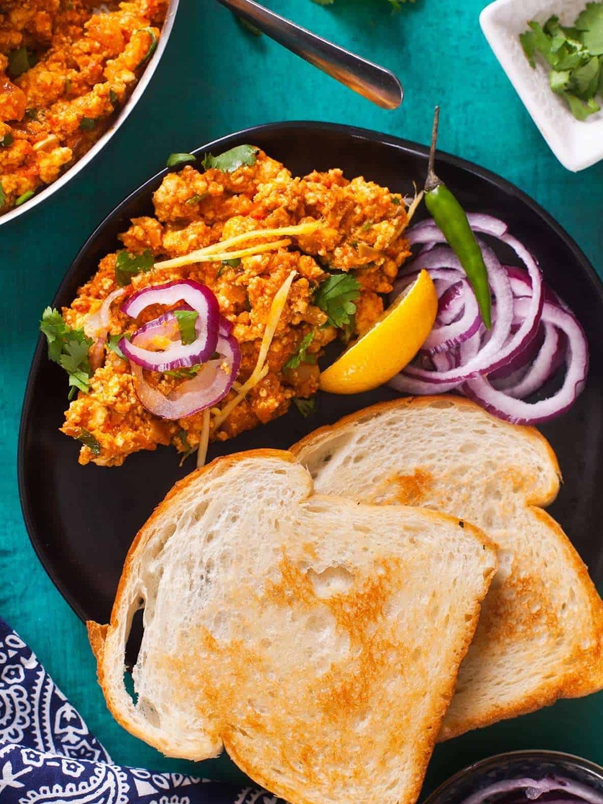 Paneer Bhurji With Toast