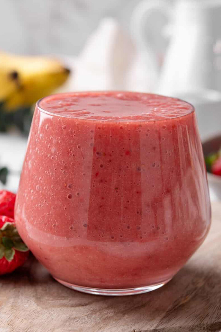 Strawberry Smoothie Bowl
