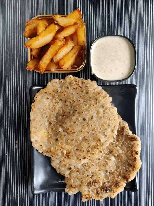 Healthy Never Tasted So Good Sabudana Thalipeeth