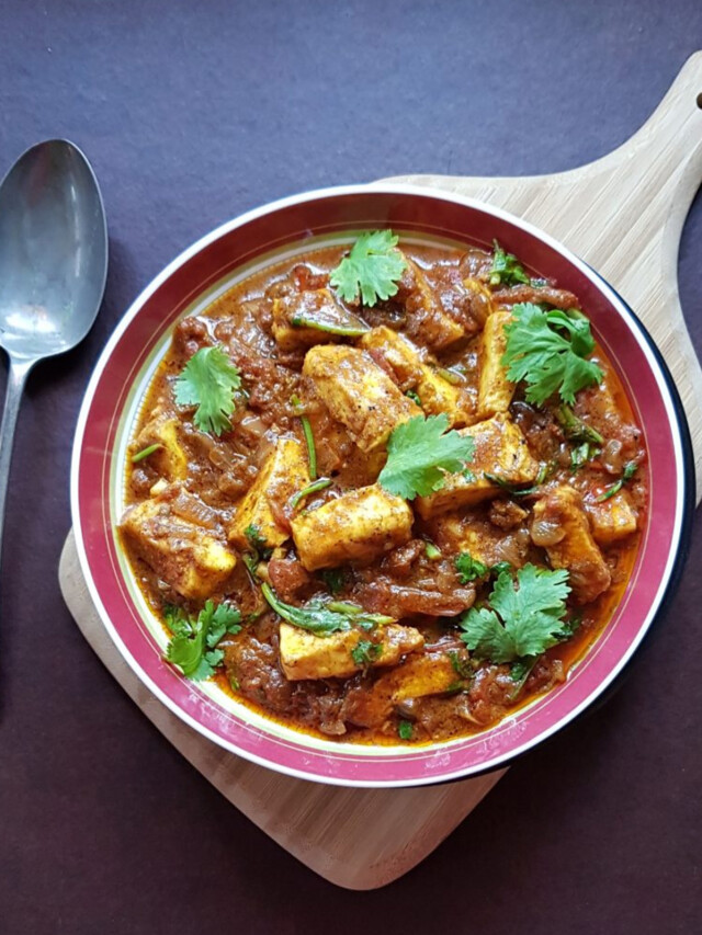 This 15-Minute Paneer Chettinad Packs a Punch!
