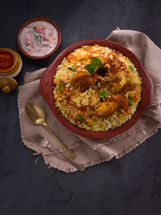 Craving Biryani? Try This Quick Chicken Dum Delight!