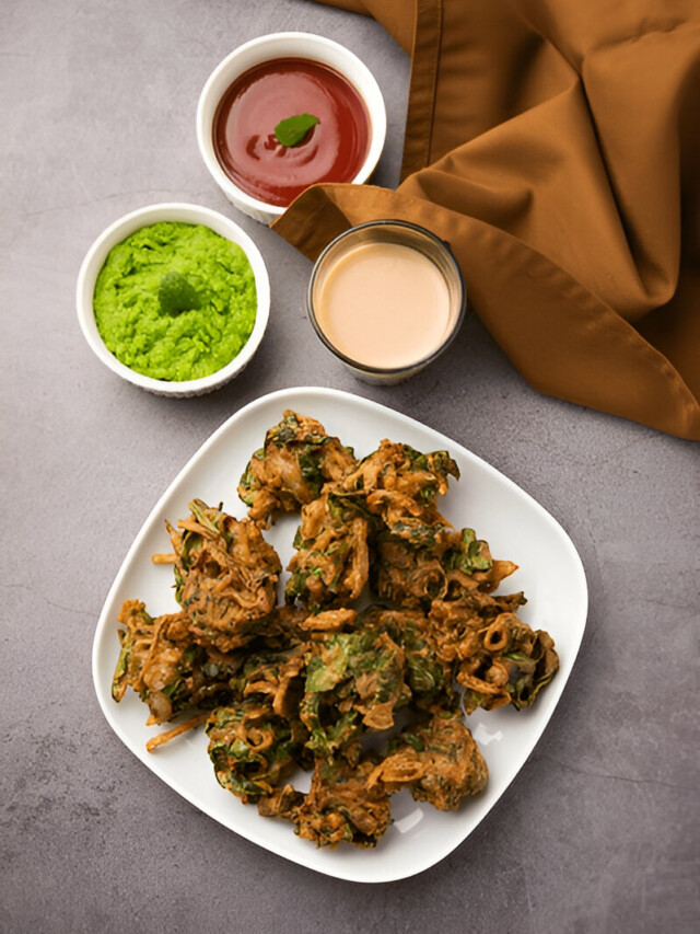How to Make Perfectly Crispy Palak Pakoras – Quick & Tasty!