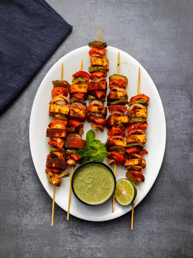 Mouthwatering Paneer Tikka with a Smoky Twist!