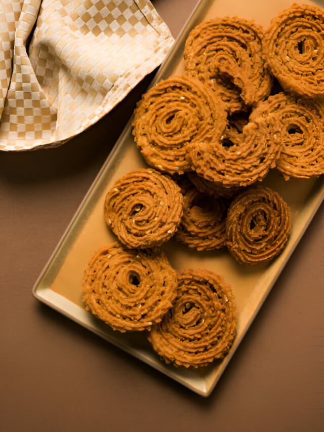 Crispy Ragi Chakli  Perfect Healthy Snack for Any Time!