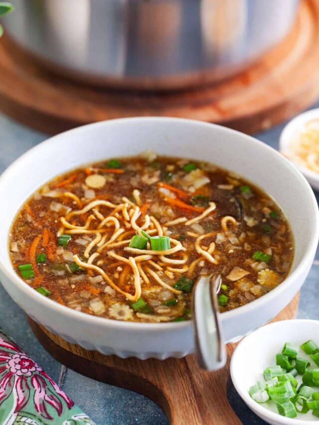 How to Make Spicy Chicken Manchow Soup at Home