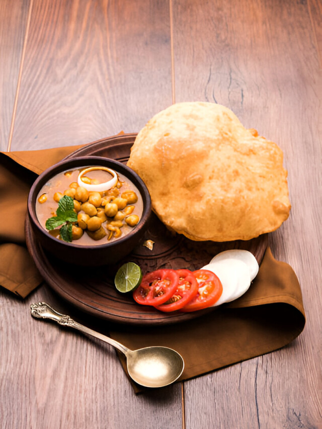 Make Your Sundays Special with Chole Bhature!
